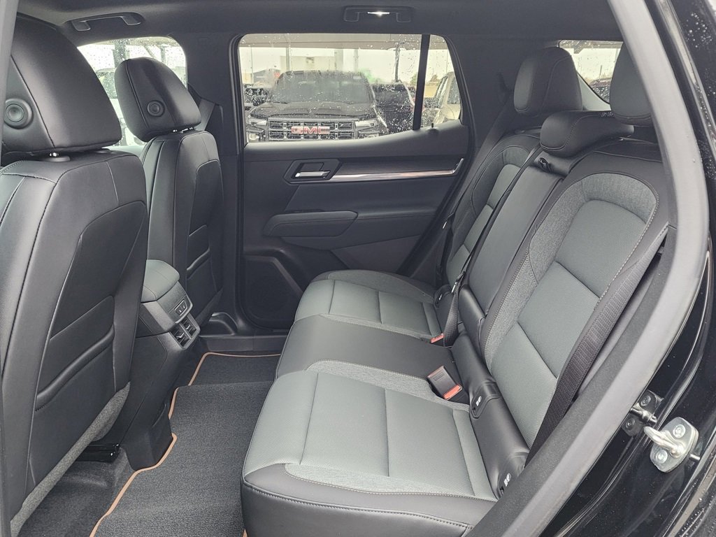 New 2026 GMC Terrain AT4 w/ Convenience Package III image 44