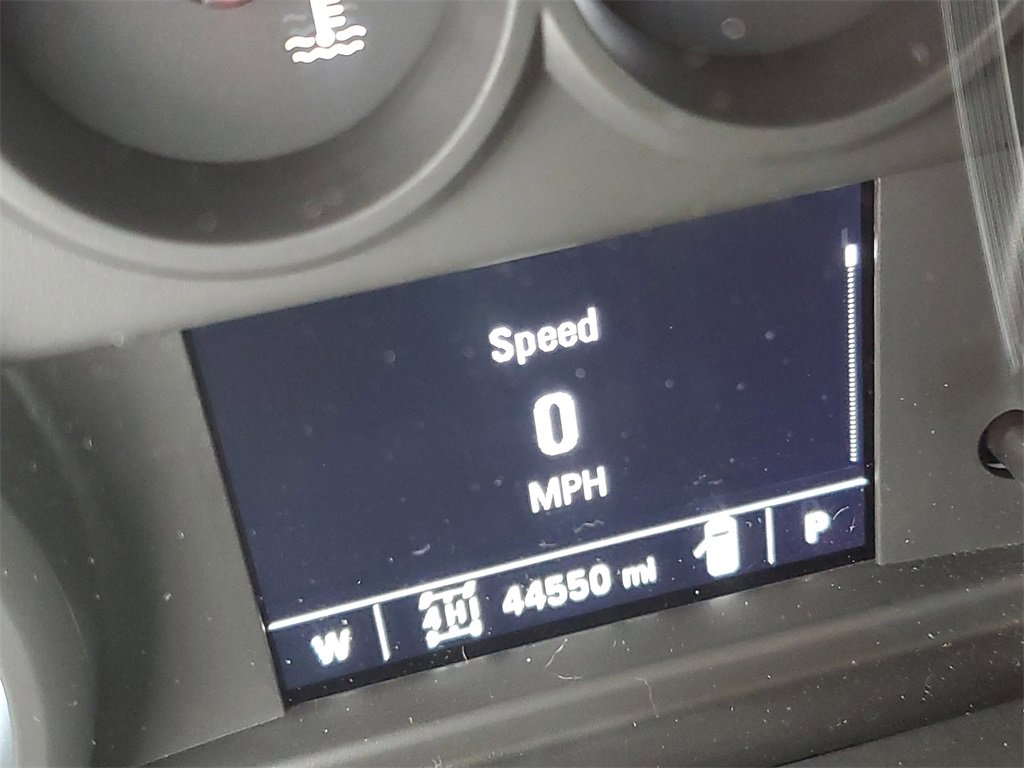 Certified 2021 Chevrolet Silverado 1500 Custom Trail Boss w/ LPO, Dark Essentials Package image 9