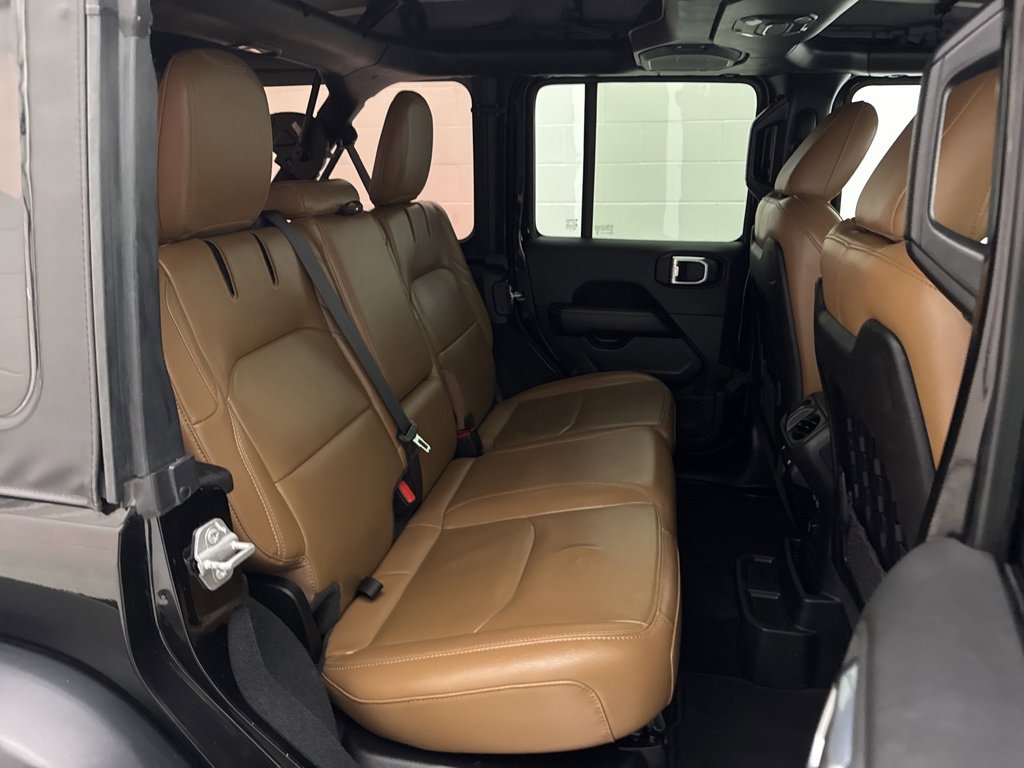 Used 2022 Jeep Wrangler Unlimited Rubicon 4xe w/ Safety Group image 45