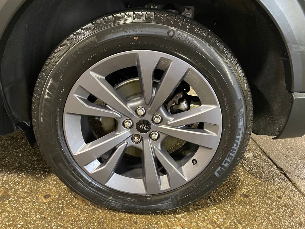 Used 2023 Ford Explorer XLT w/ Equipment Group 202A image 29