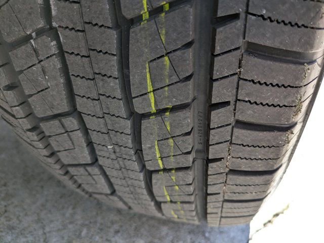 Used 2023 Ford F150 Lightning Platinum image 12