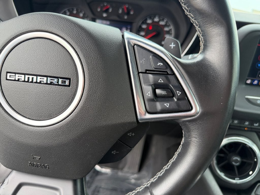 Used 2022 Chevrolet Camaro LS RWD image 17