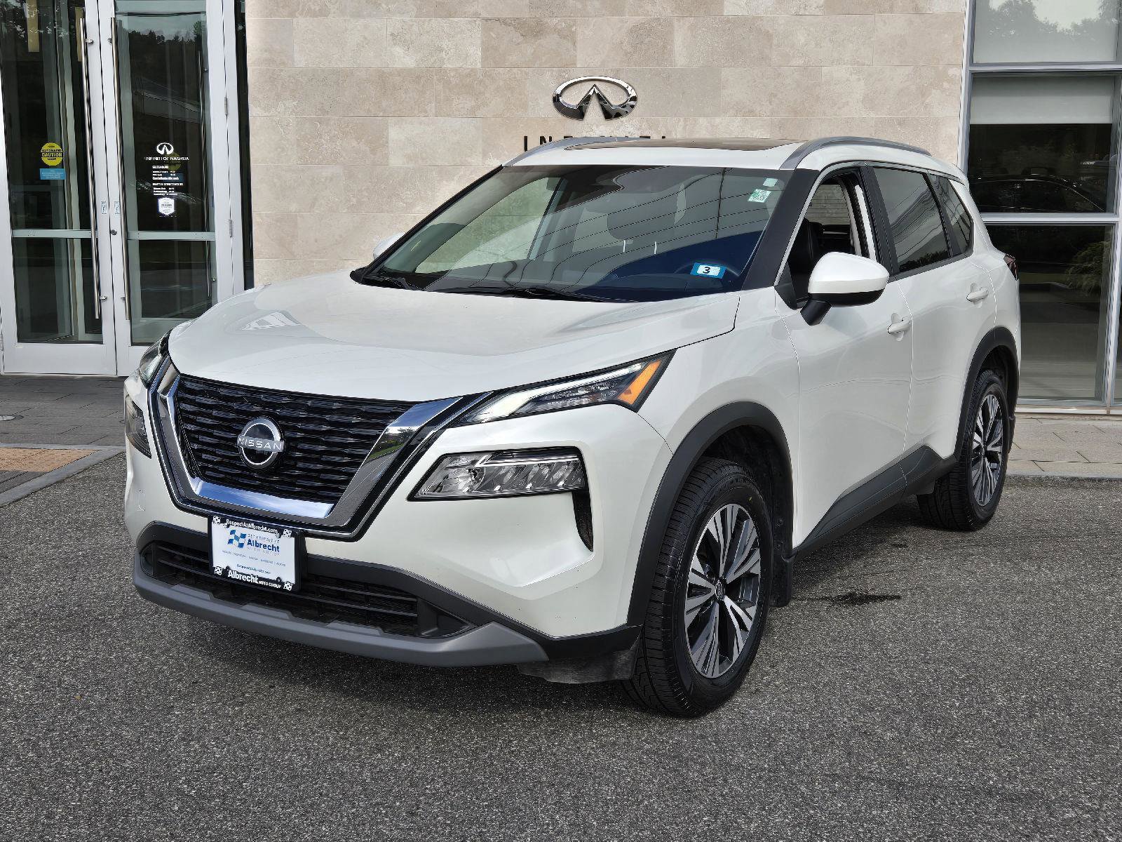 Used 2023 Nissan Rogue SV w/ SV Premium B Package