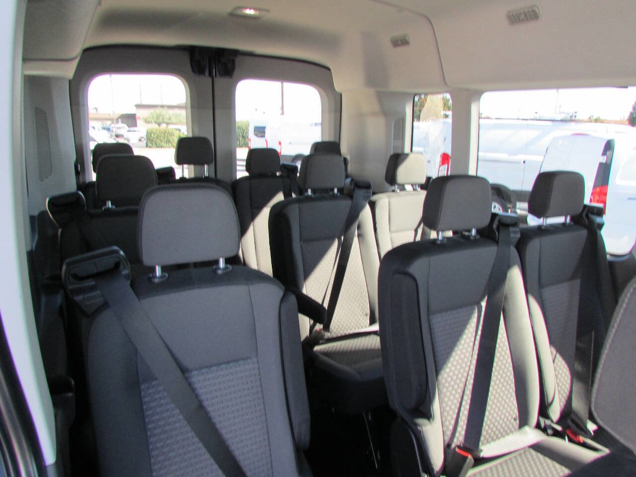 Used 2023 Ford Transit 350 XLT image 25