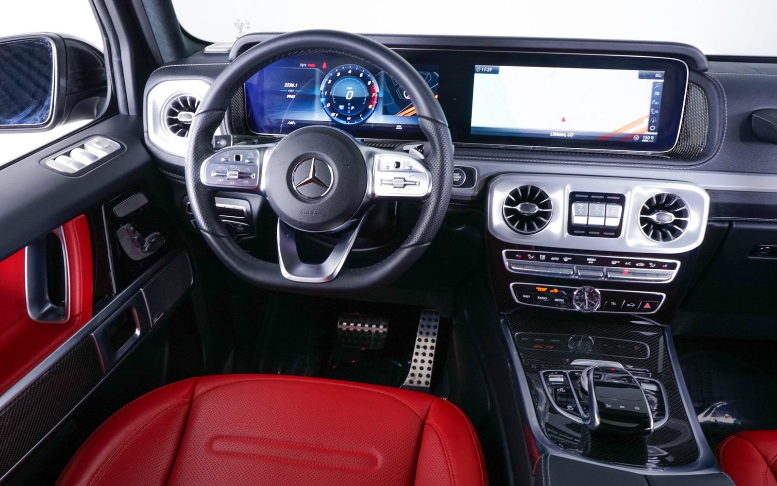 Used 2023 Mercedes-Benz G 550 image 24