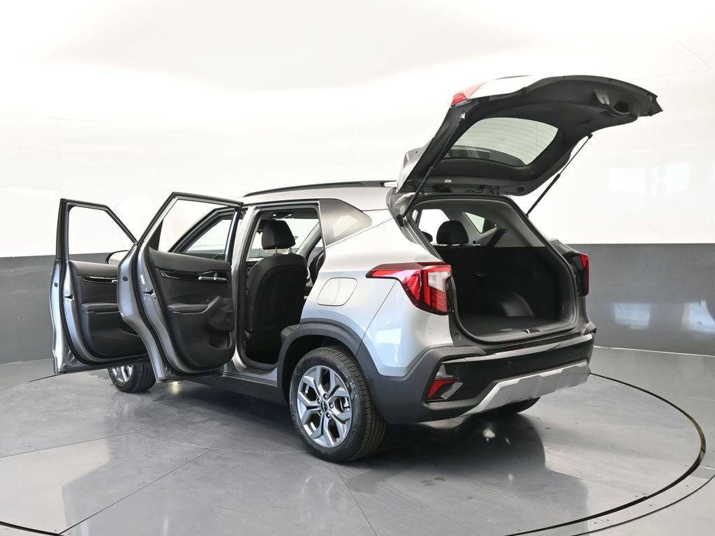 Used 2024 Kia Seltos S image 74