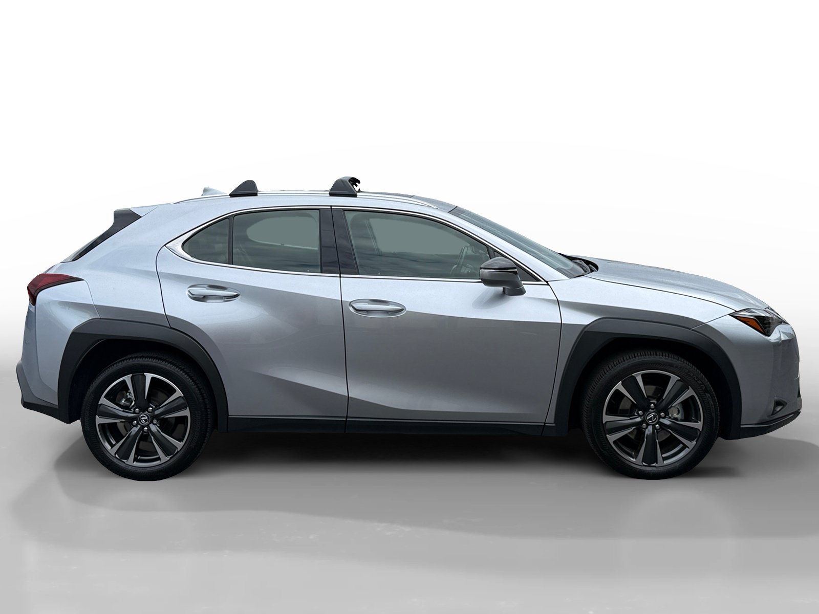 Used 2025 Lexus UX 300h FWD w/ Accessory Package (Z2) image 6