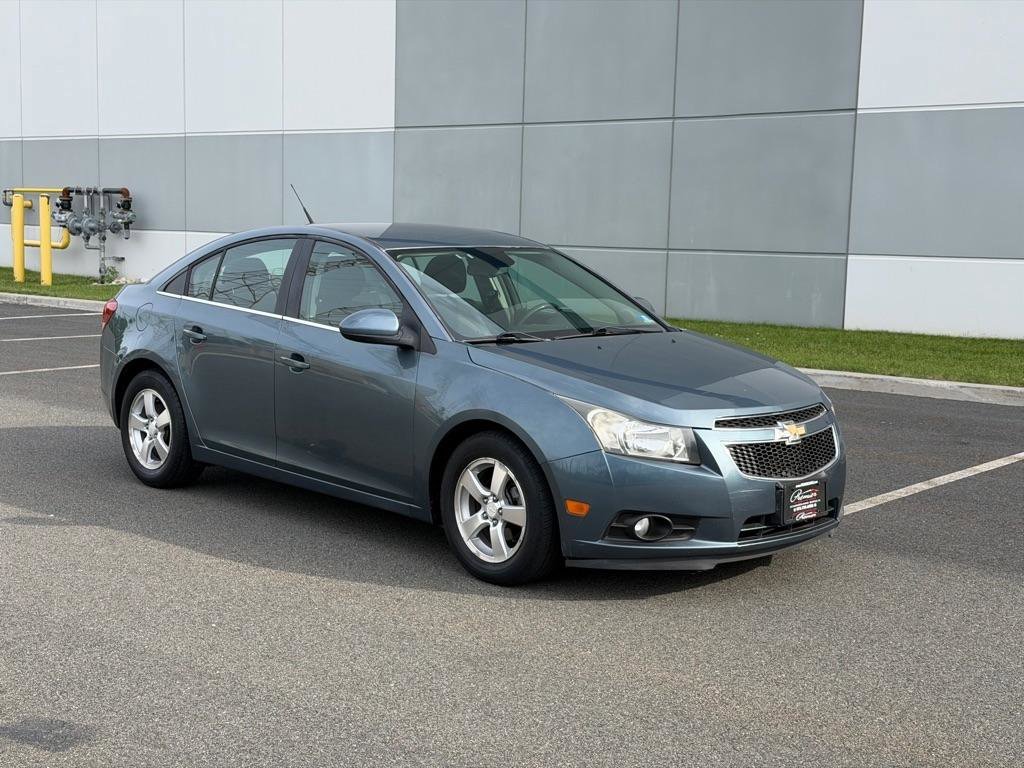Used 2012 Chevrolet Cruze LT FWD image 3