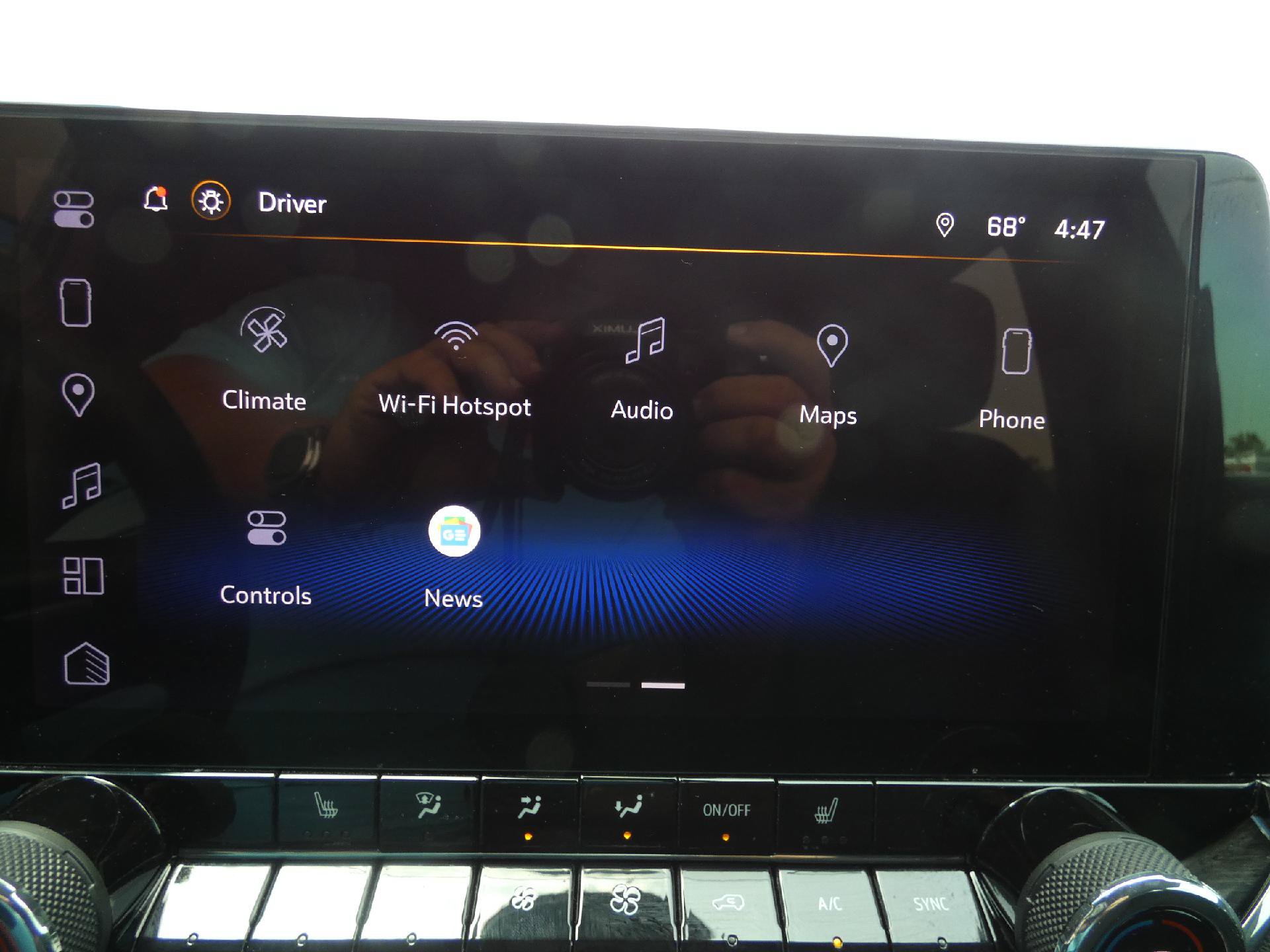 Used 2025 Chevrolet Colorado LT w/ LT Convenience Package AWD/4WD image 22
