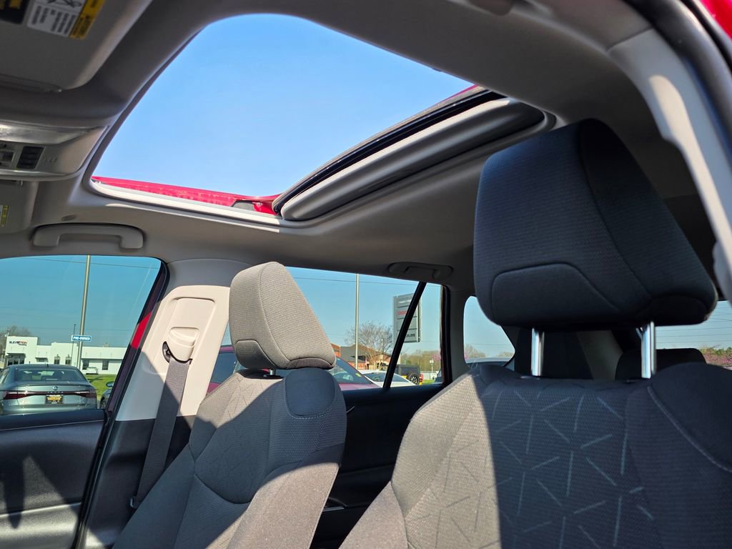 Used 2024 Toyota RAV4 XLE w/ Convenience Package AWD/4WD image 31