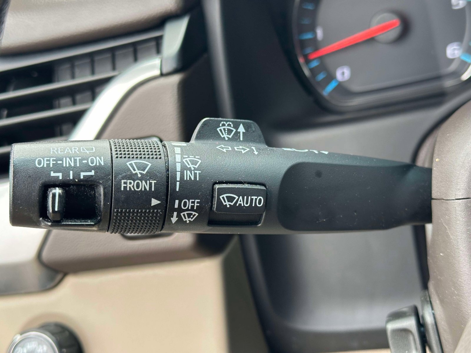 Used 2020 Chevrolet Tahoe LT image 19