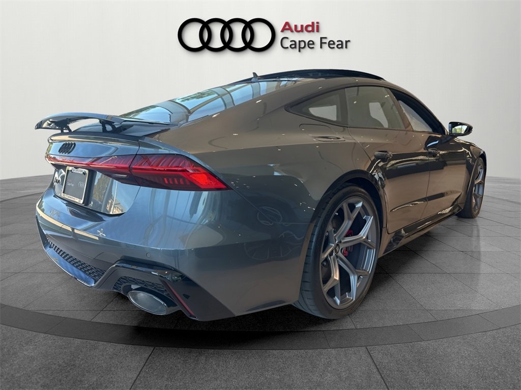 New 2026 Audi RS 7 Performance image 7