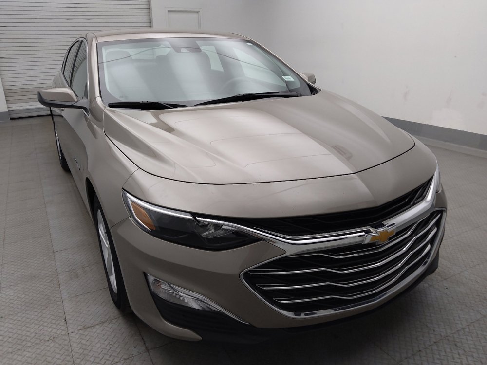 Used 2025 Chevrolet Malibu LS FWD image 14