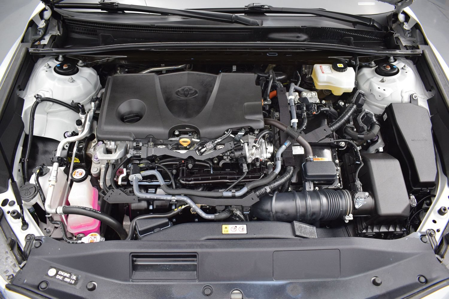 Used 2022 Toyota Camry XSE FWD image 9