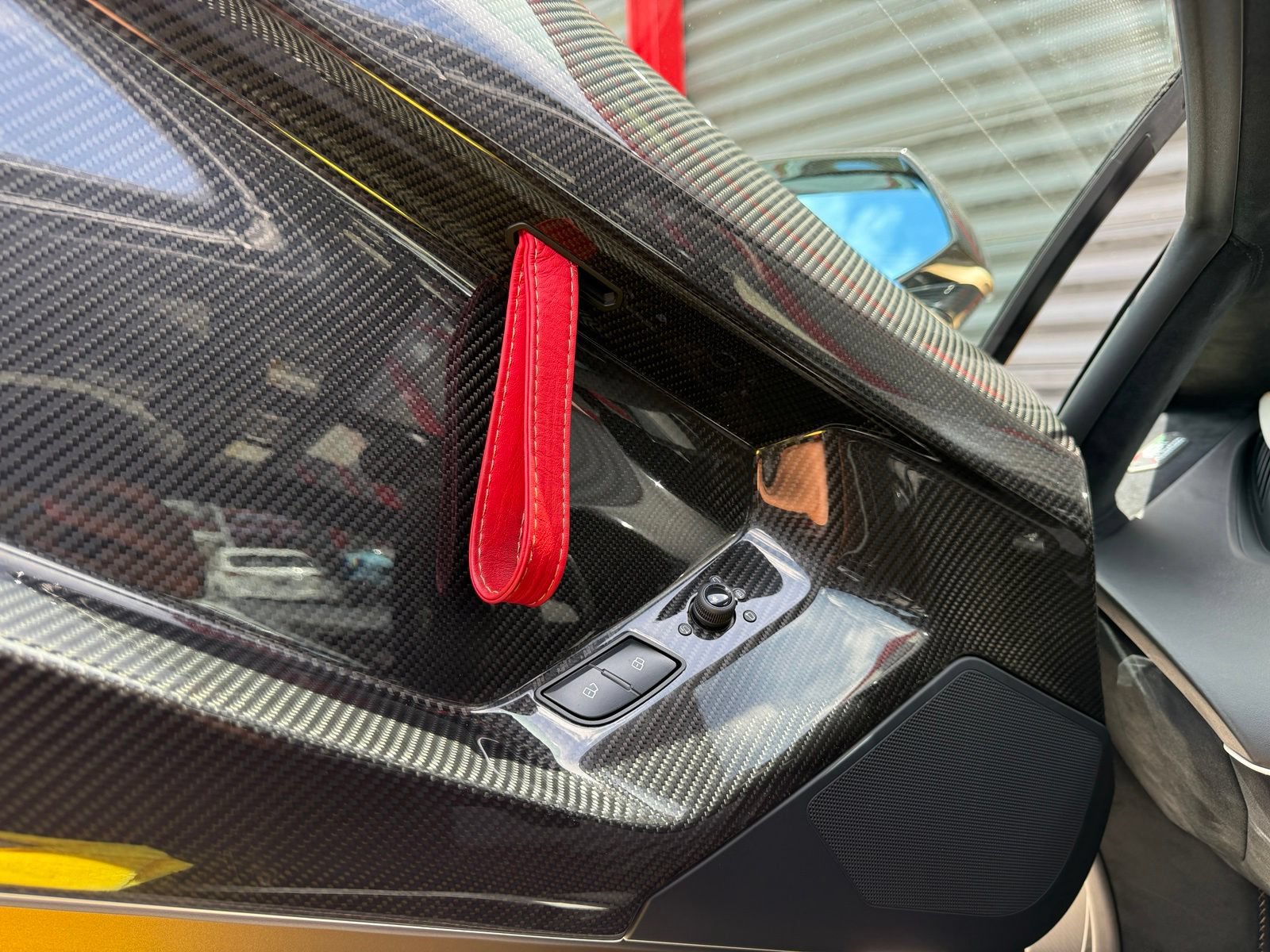 Used 2020 Lamborghini Aventador SVJ AWD/4WD image 65