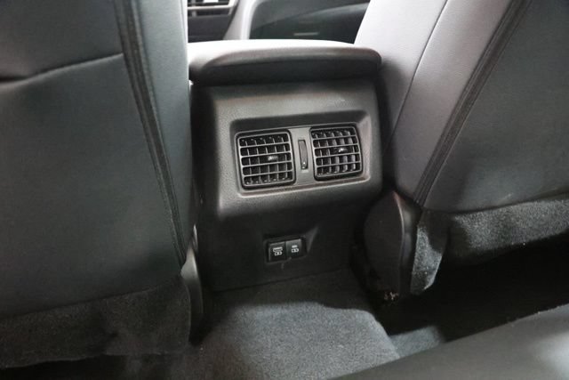 Used 2025 Toyota Camry SE FWD image 30