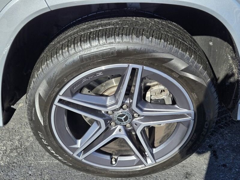 Used 2025 Mercedes-Benz GLS 450 450 4MATIC image 9