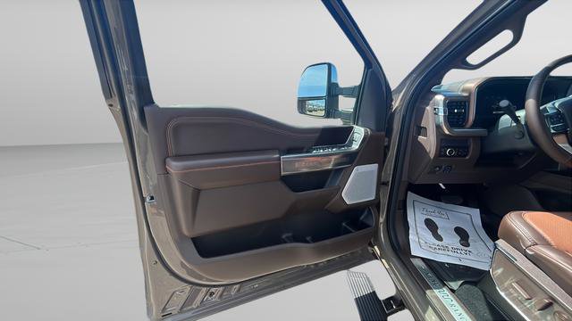 New 2026 Ford F350 King Ranch w/ Chrome Package AWD/4WD image 10
