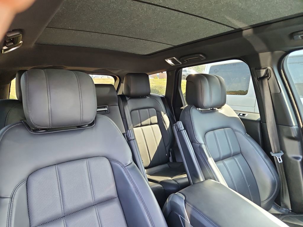 Used 2020 Land Rover Range Rover Sport HSE image 10