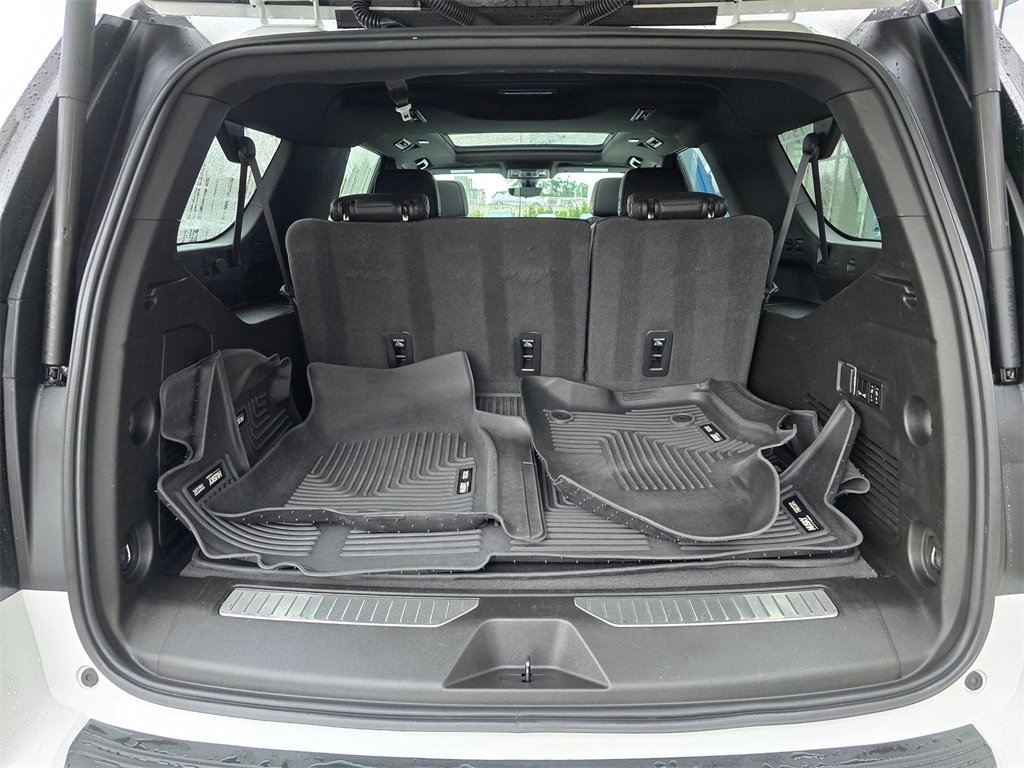 Used 2022 Chevrolet Suburban High Country image 51