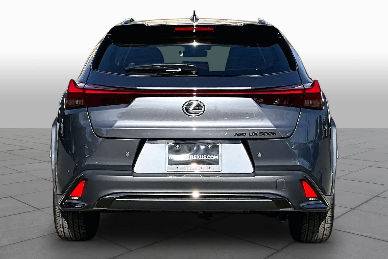 New 2026 Lexus UX 300h AWD w/ Cold Area Package image 4
