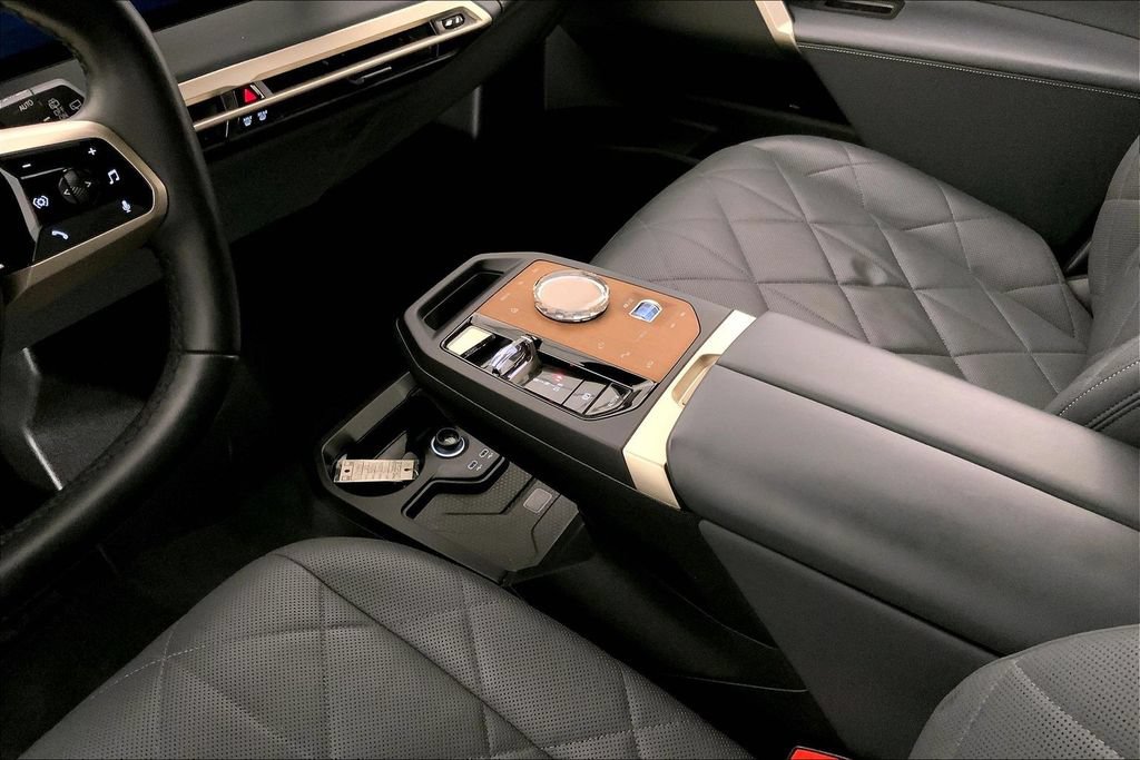 Used 2023 BMW iX M60 w/ Executive Package AWD/4WD image 21