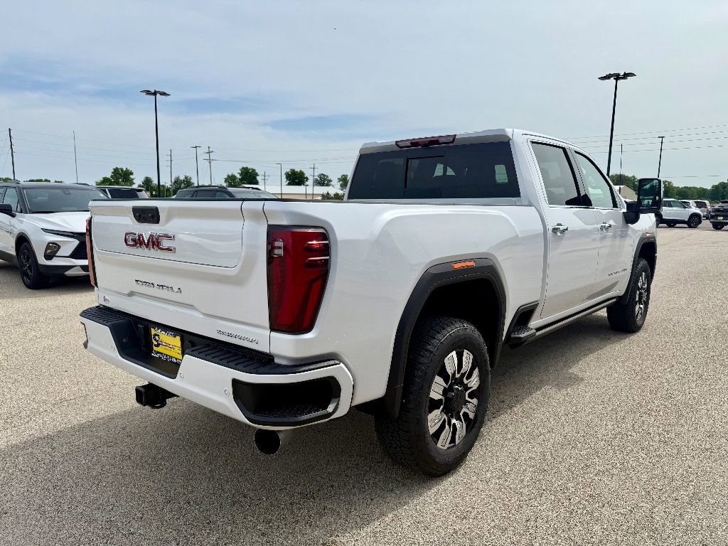 New 2025 GMC Sierra 3500 Denali w/ Denali Reserve Package image 4