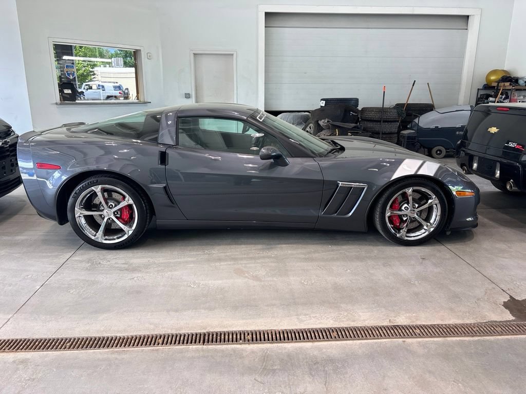Used 2013 Chevrolet Corvette Grand Sport w/ 2LT Preferred Equipment Group RWD image 5