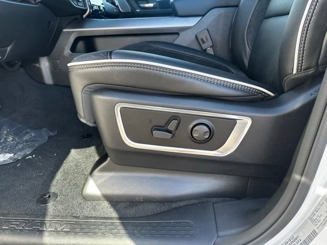New 2026 RAM 1500 Laramie w/ Advanced Safety Group II AWD/4WD image 21