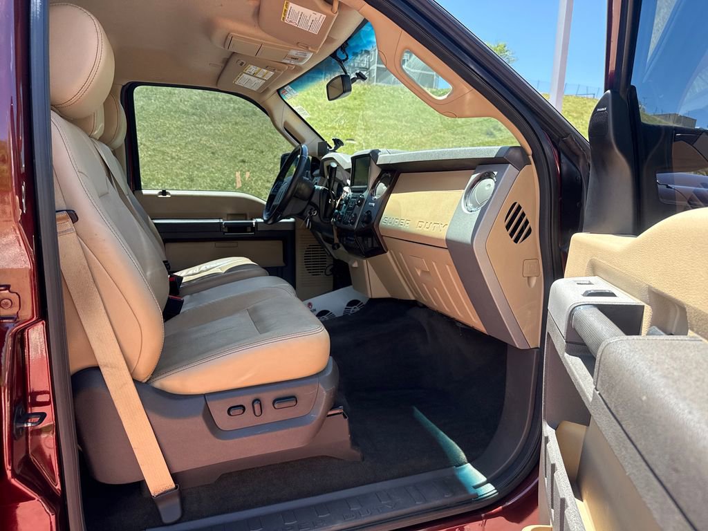 Used 2015 Ford F350 Lariat w/ Lariat Interior Package AWD/4WD image 29