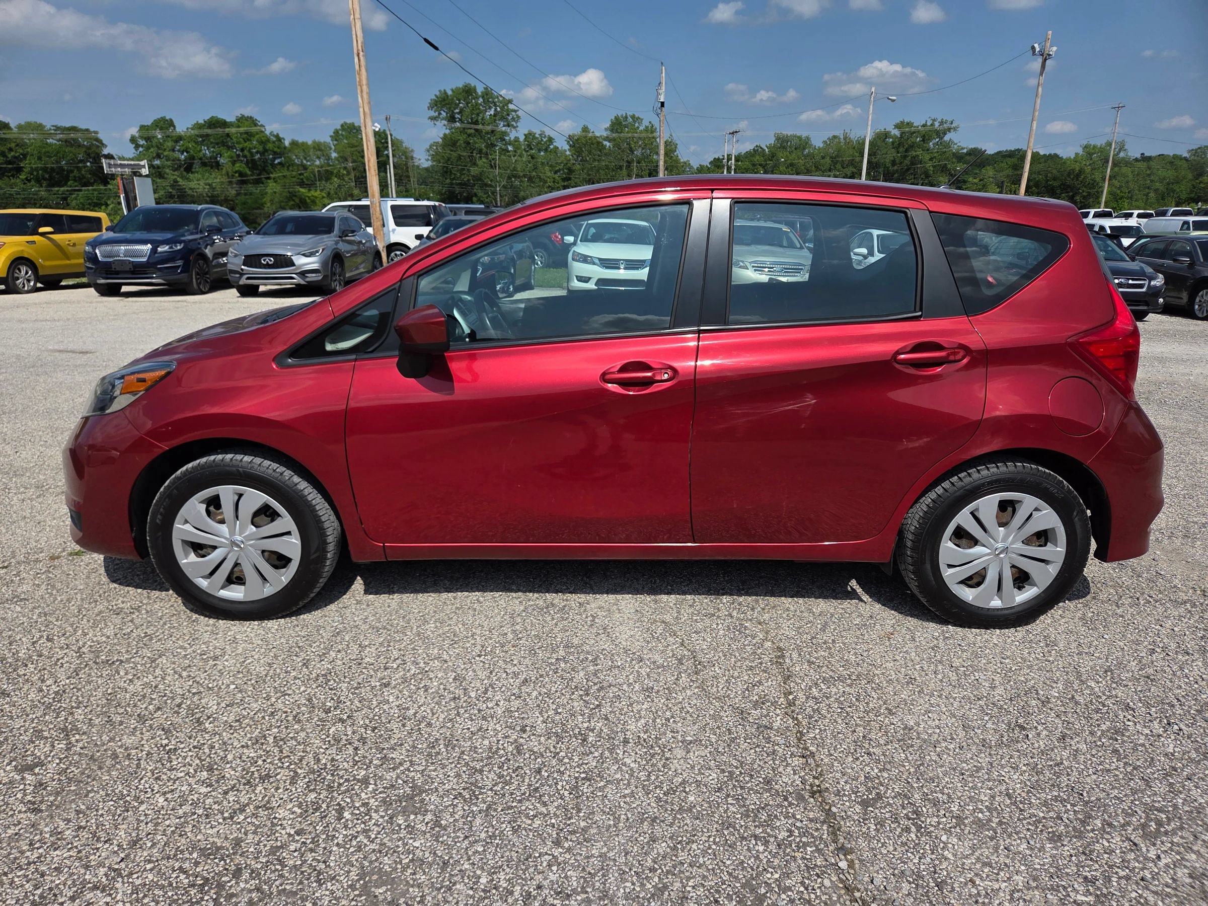Used 2017 Nissan Versa Note S Plus FWD image 1