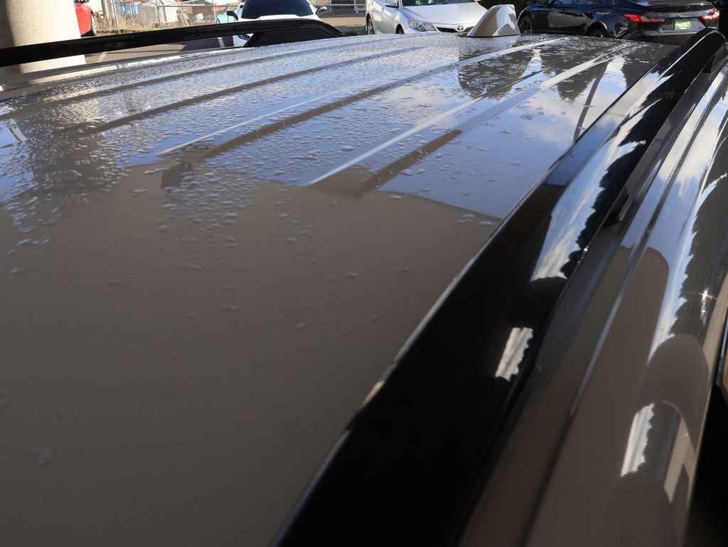 Used 2020 GMC Terrain SLE w/ Elevation Edition image 32