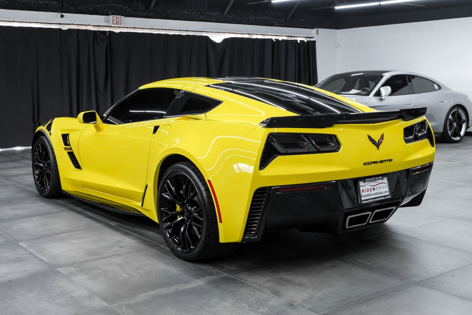 Used 2017 Chevrolet Corvette Grand Sport image 12