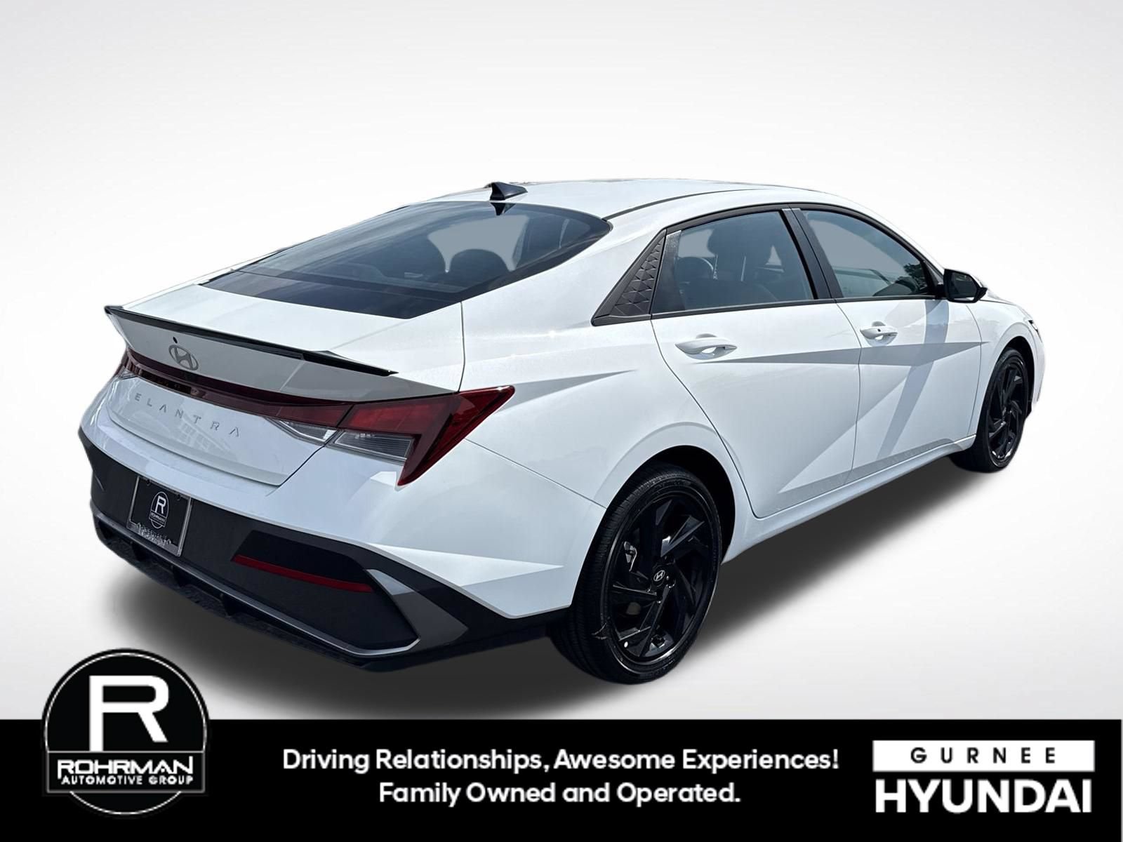 New 2026 Hyundai Elantra SEL Sport FWD image 10