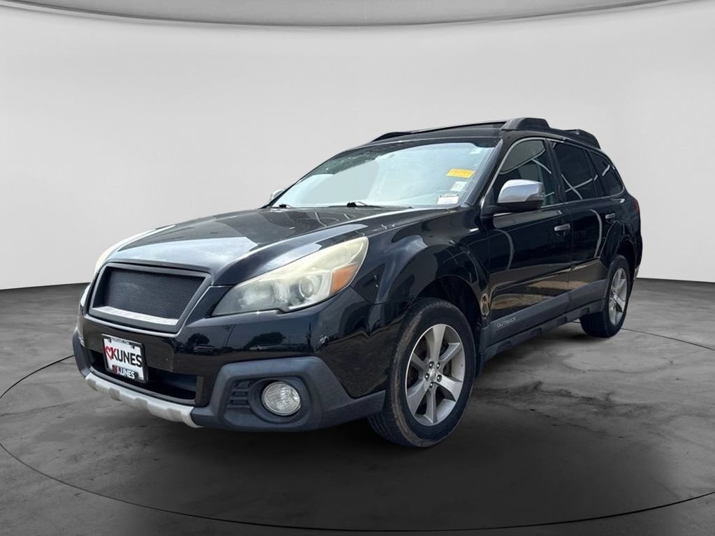 Used 2013 Subaru Outback 3.6R Limited AWD/4WD image 3