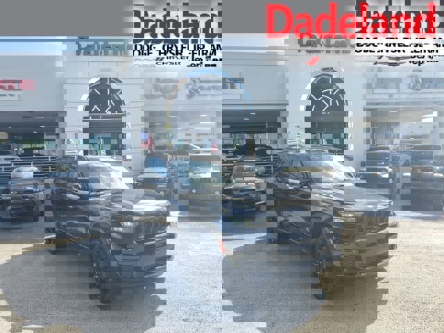 Used 2023 Jeep Grand Cherokee L Altitude