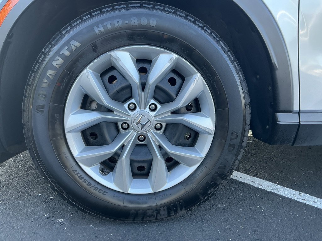 Used 2025 Honda CR-V LX image 6