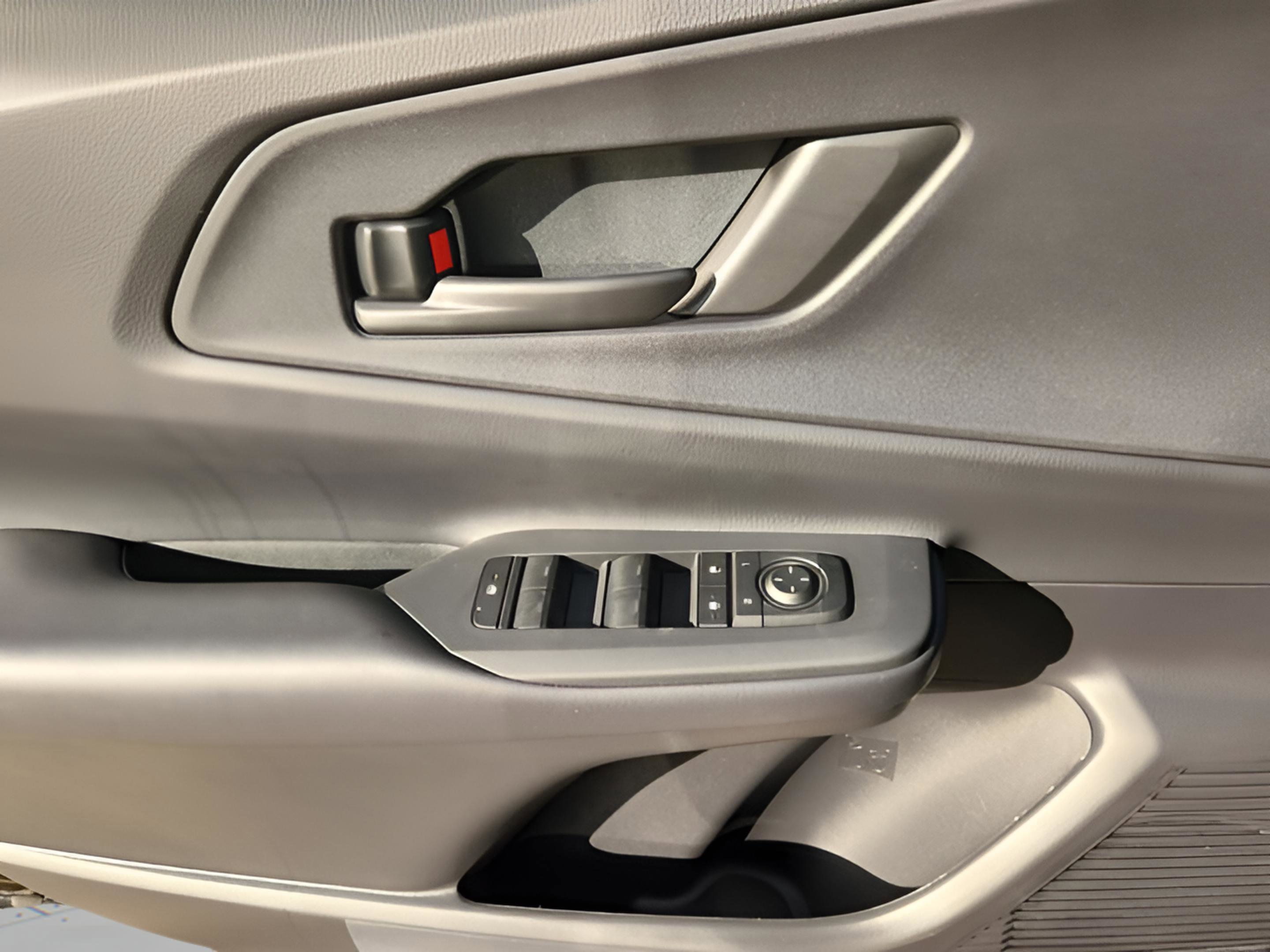 New 2026 Toyota Prius Plug-In Hybrid FWD image 21