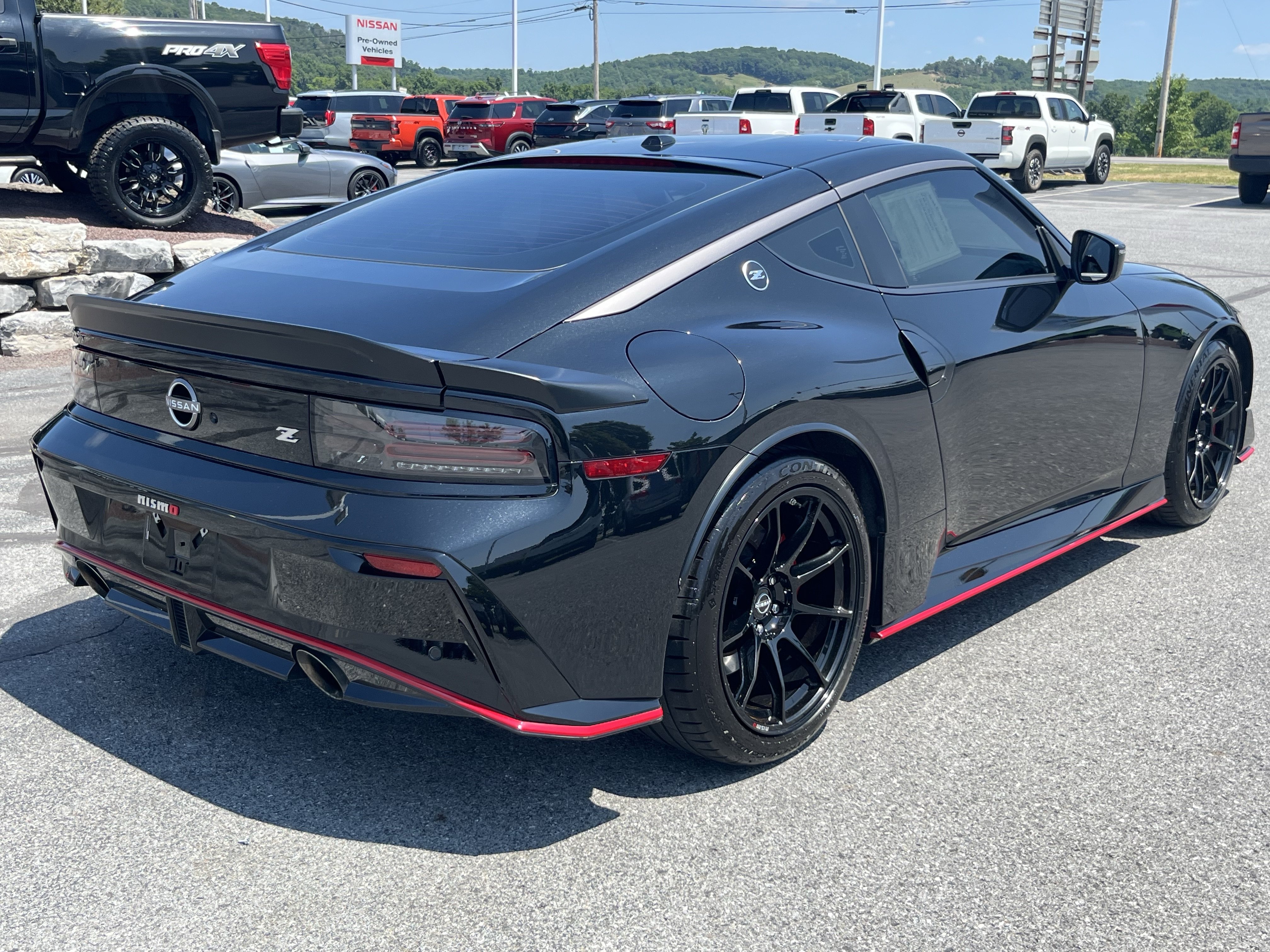 Used 2024 Nissan Z NISMO w/ Floor Mat Package RWD image 4