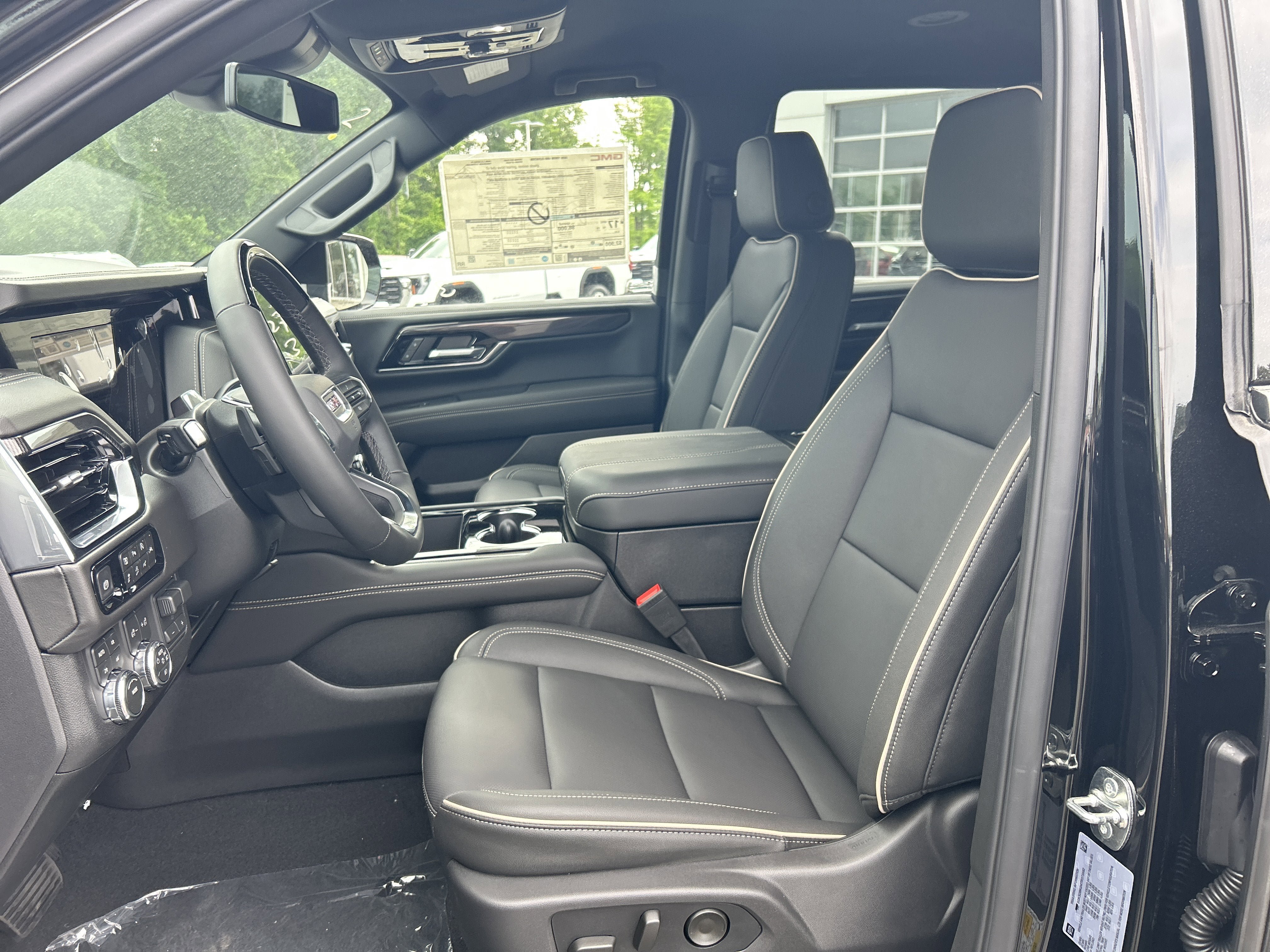 New 2026 GMC Yukon Elevation AWD/4WD image 21