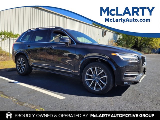 Used 2017 Volvo XC90 T6 Momentum w/ Vision Package