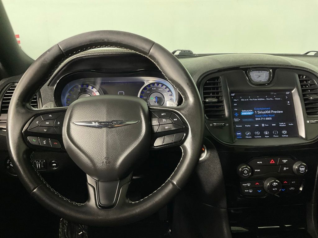 Used 2020 Chrysler 300 S image 17