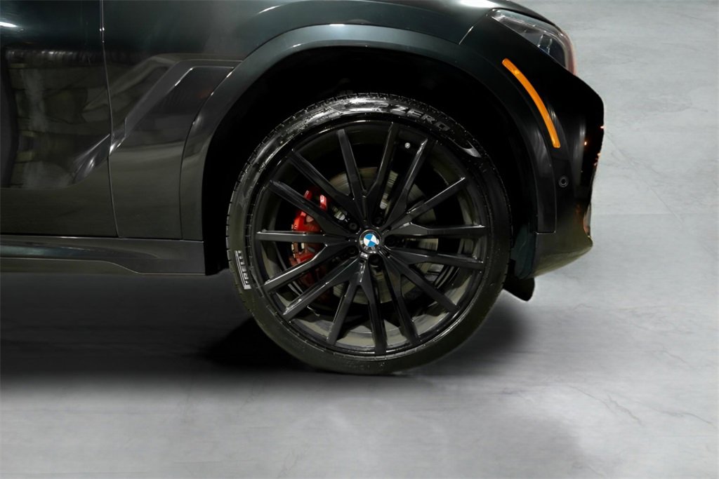 Used 2021 BMW X6 M50i w/ Executive Package image 16
