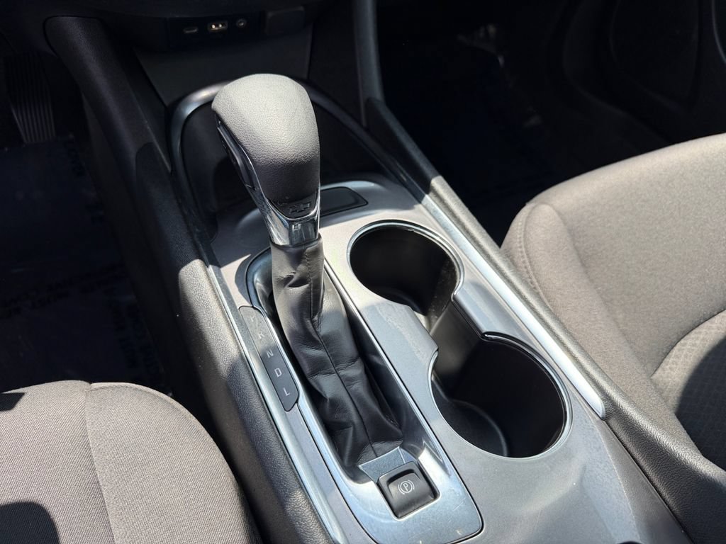 Used 2023 Chevrolet Malibu LT FWD image 28