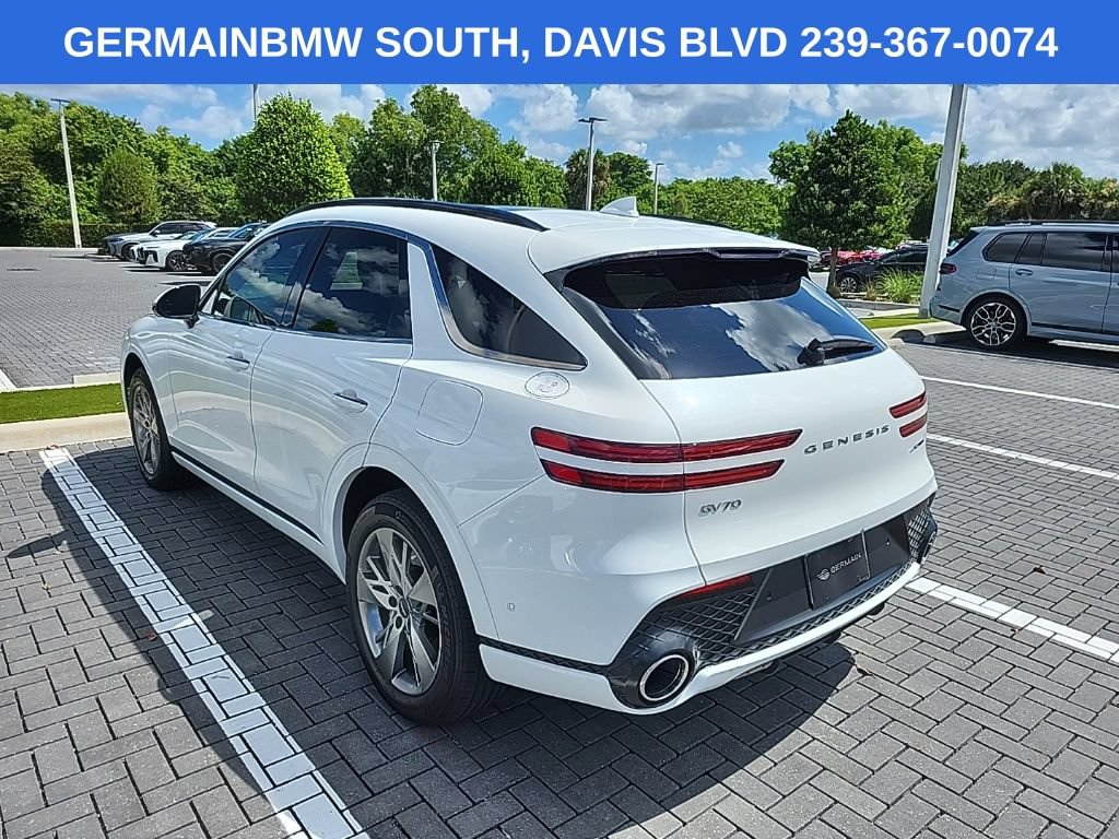 Used 2022 Genesis GV70 3.5T Sport w/ Sport Advanced Package AWD/4WD image 4
