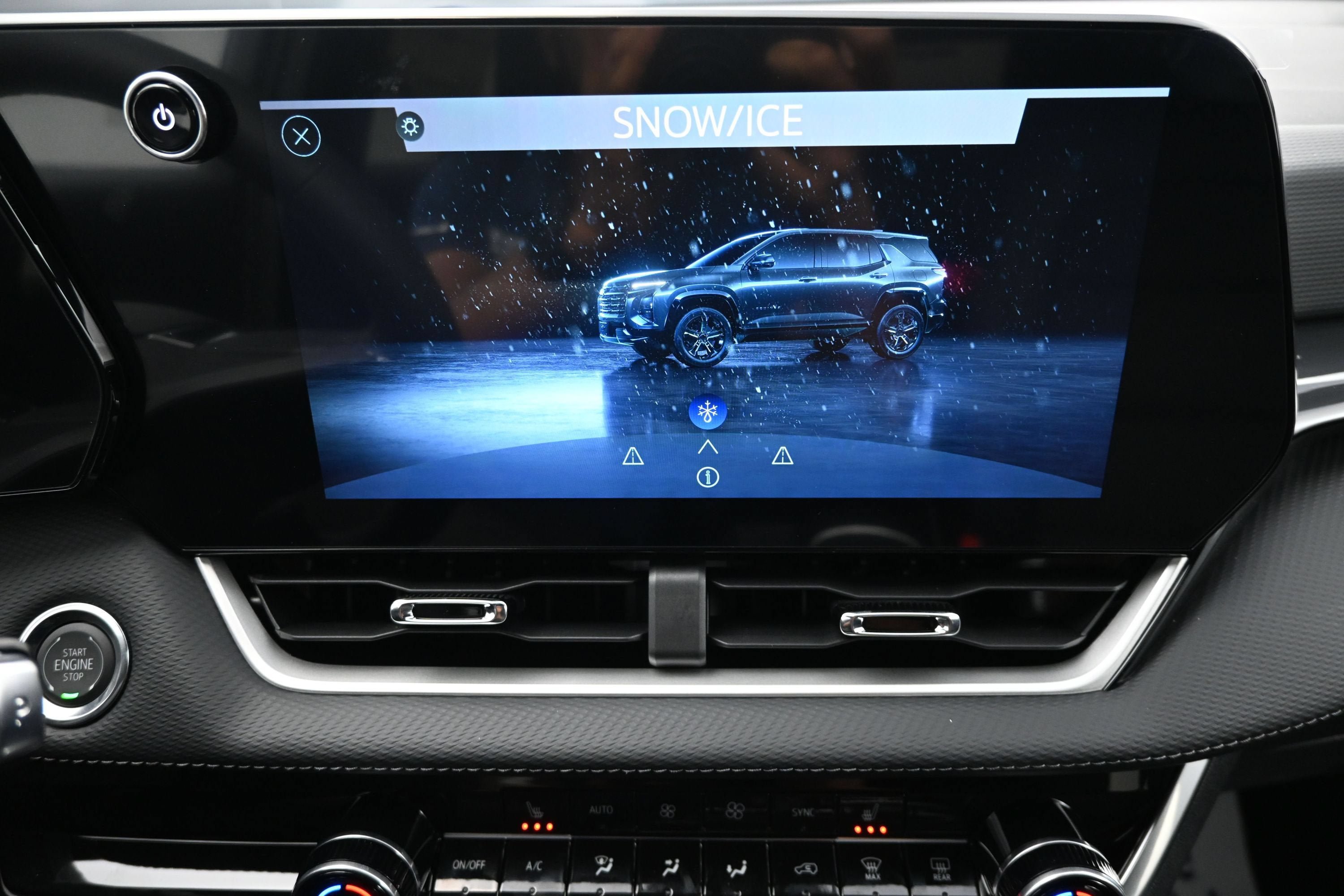 New 2027 Chevrolet Equinox LT w/ Convenience Package II FWD image 24