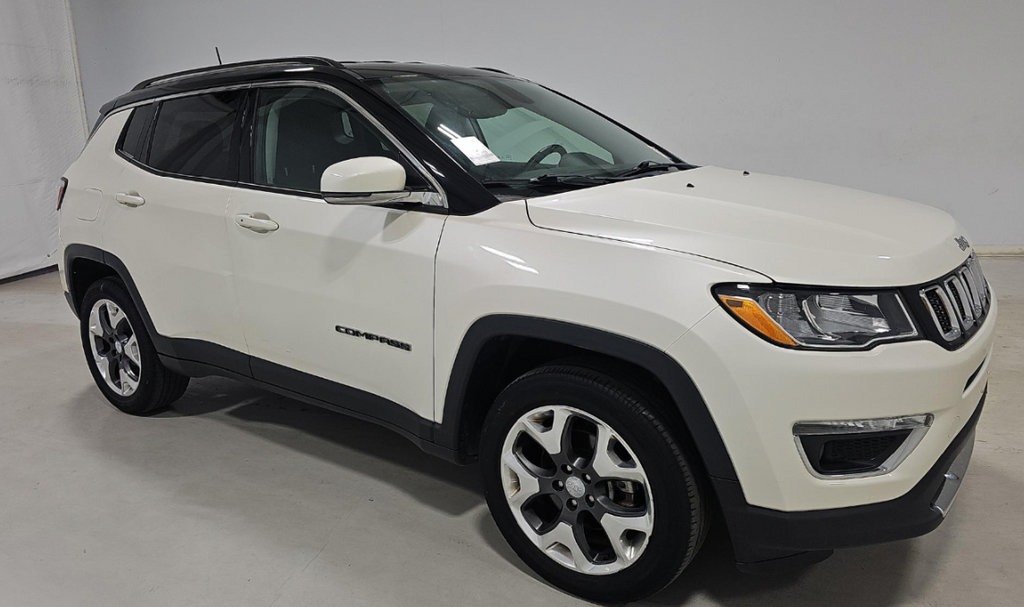 Used 2019 Jeep Compass Limited AWD/4WD image 2