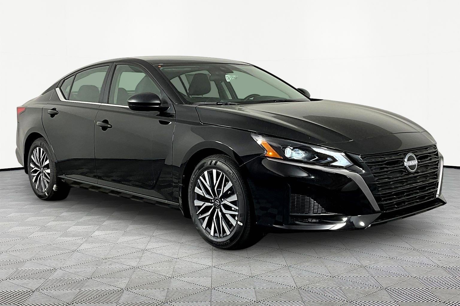 New 2026 Nissan Altima 2.5 SV FWD image 3