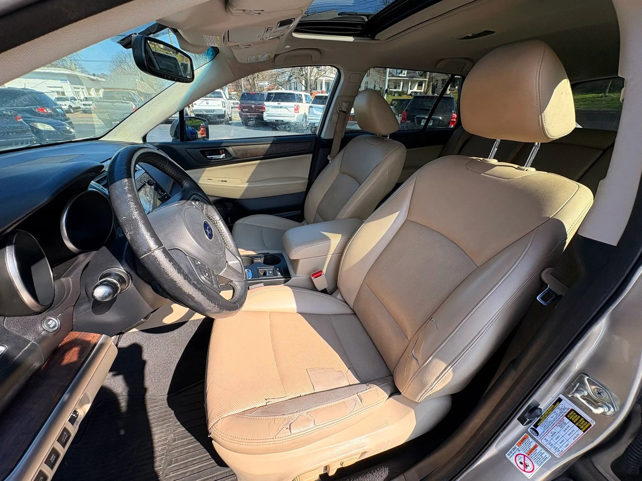 Used 2016 Subaru Outback 2.5i Limited AWD/4WD image 12