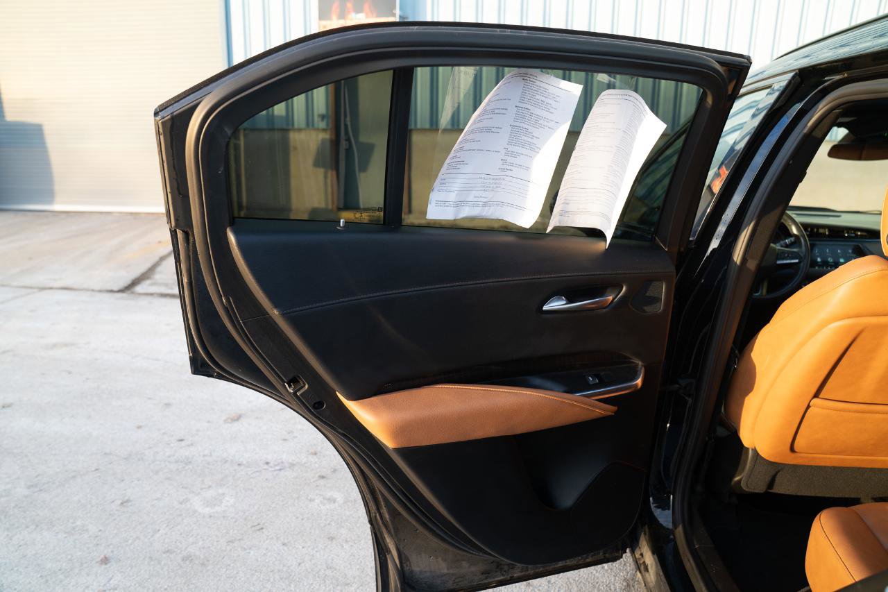 Used 2023 Cadillac XT4 Sport image 25